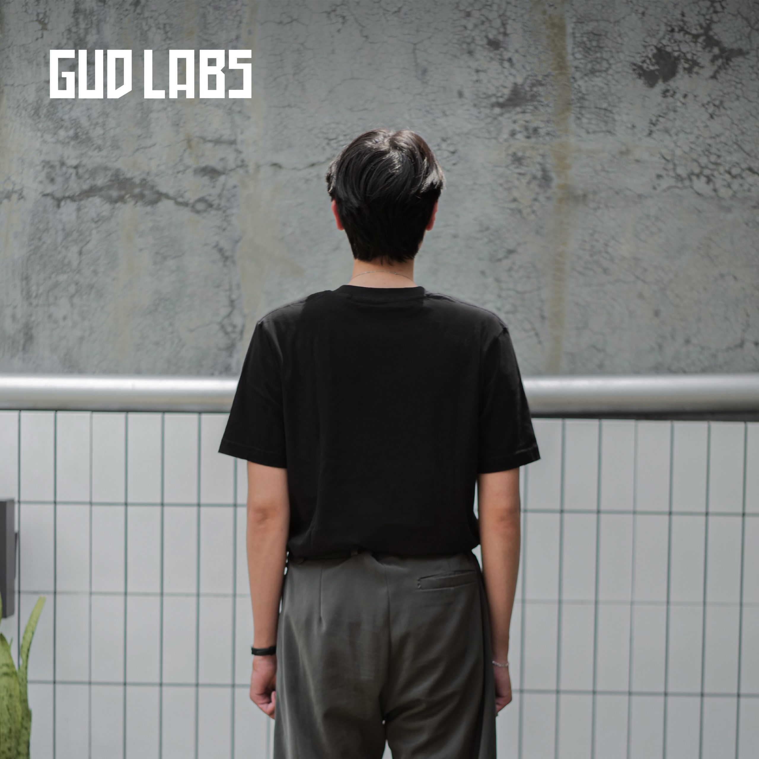 Basic Cotton Combed Premium 30s belakang