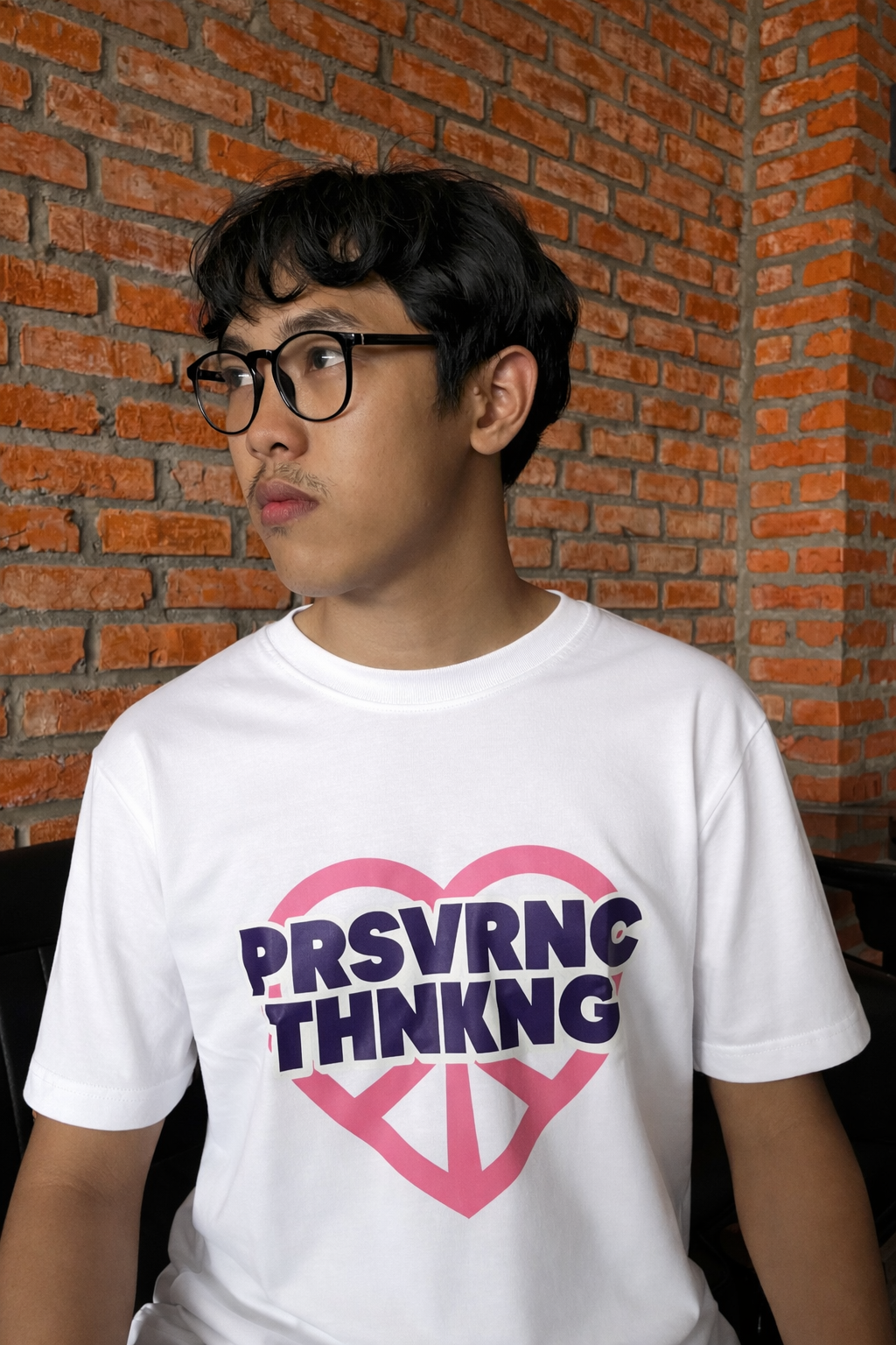 PRSVRNC LOVE Pink Line (Putih) - tampilan 1